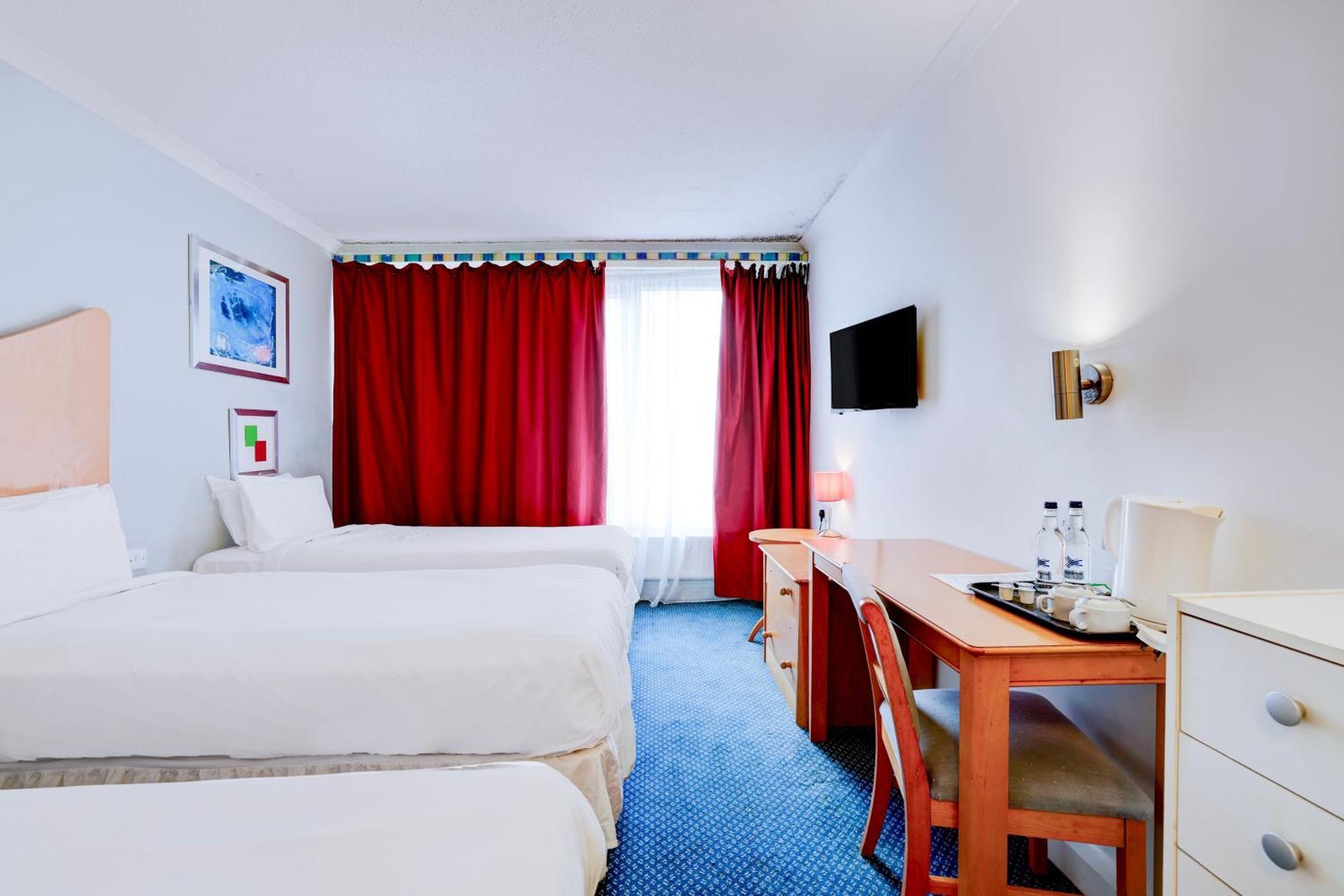 The Chiltern Hotel Лутън Екстериор снимка
