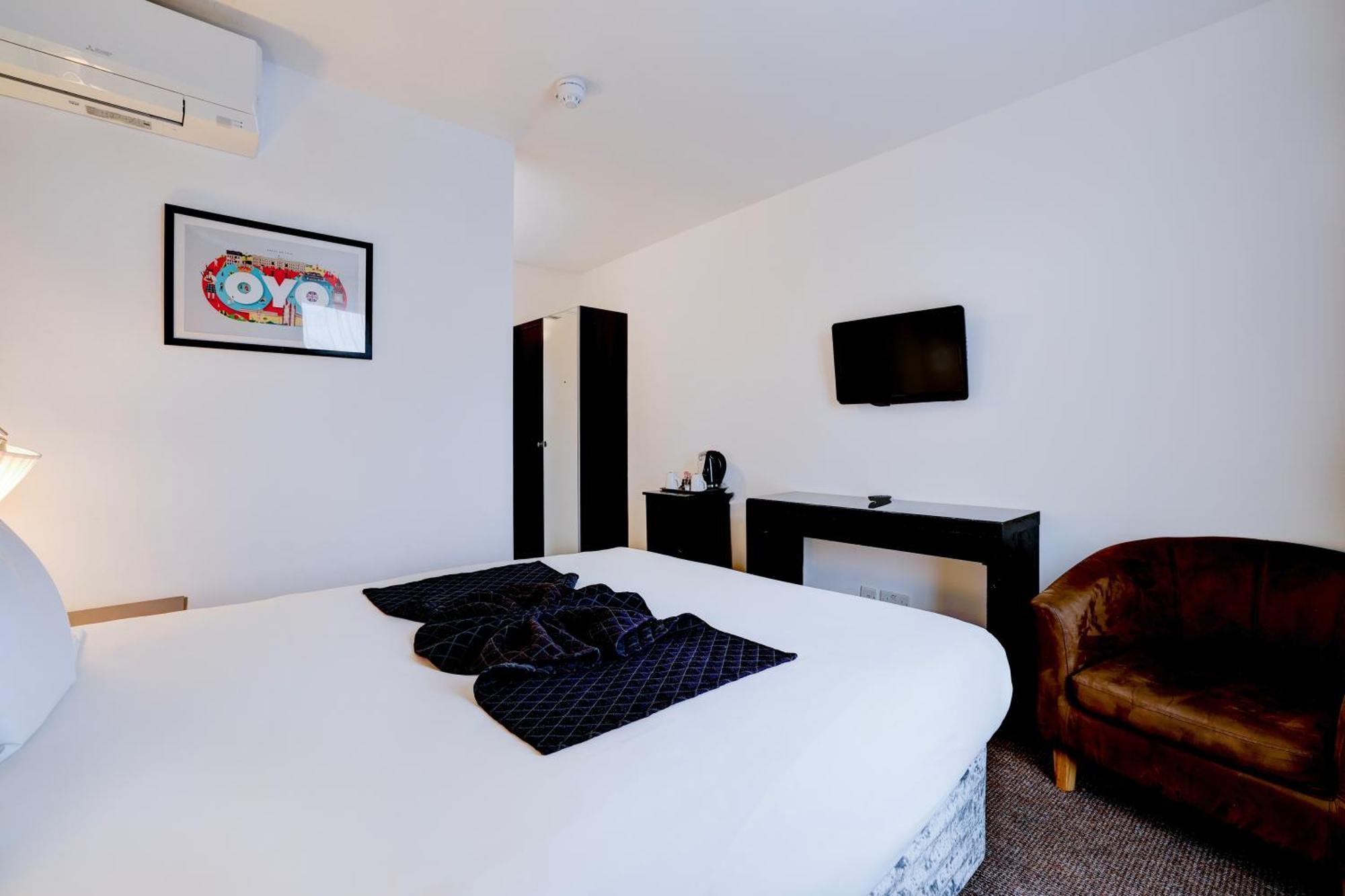 The Chiltern Hotel Лутън Екстериор снимка
